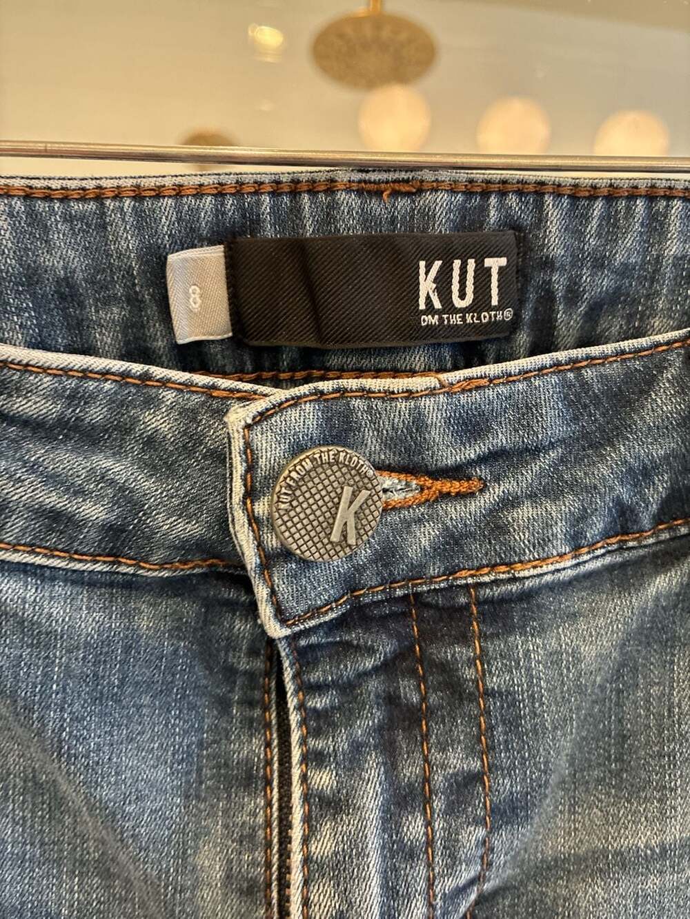 Kut from the Kloth Women's Medium Wash Slim/Straight Leg Jeans Size 8